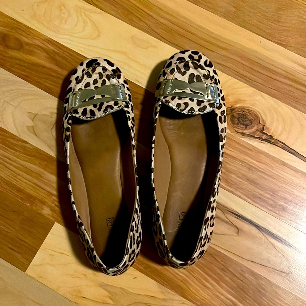 Leopard Sperry flats